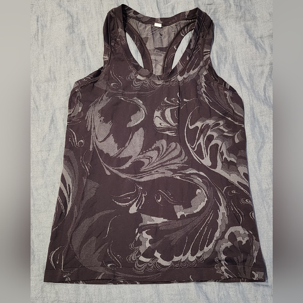 Athleta Black and Gray Swirl Racerback Performance Tank
